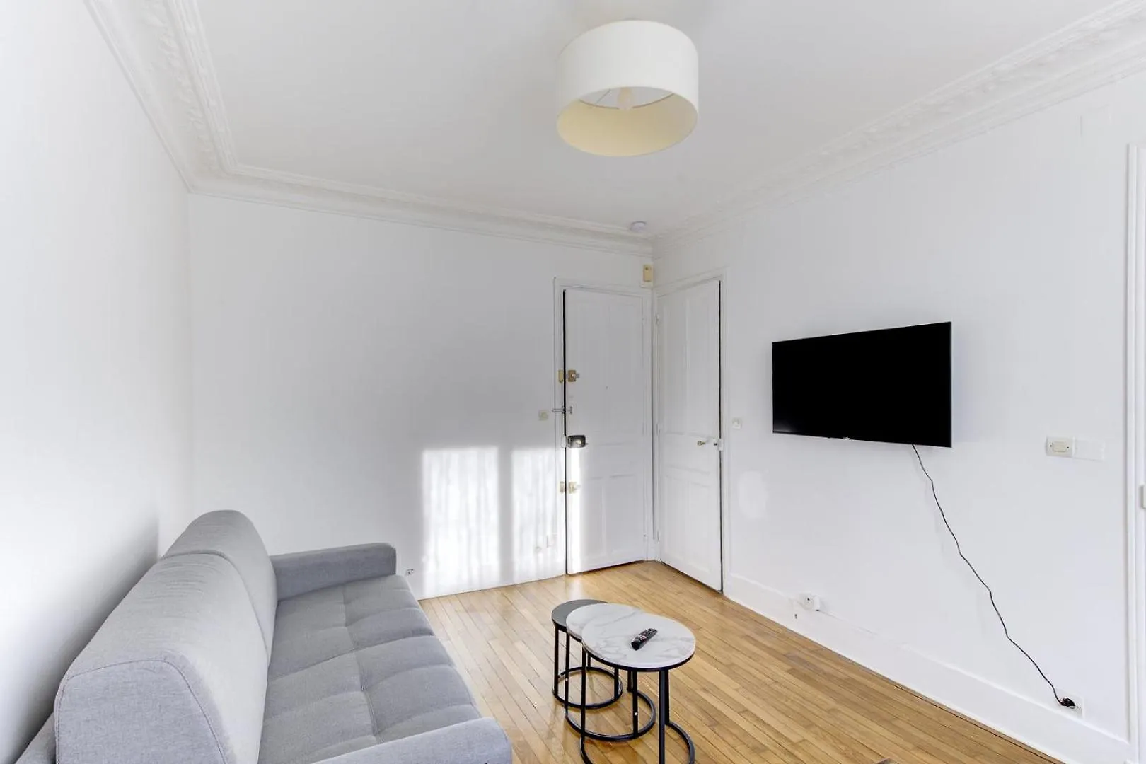 568 Suite Dulong - Superbe Studio Parisien 0*, Paris